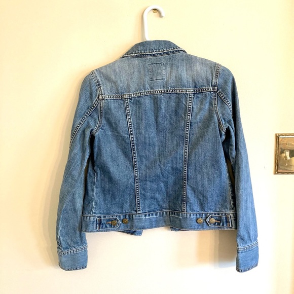 🎉 Host Pick! 🎉 Old Navy Jean Jacket - Picture 2 of 7